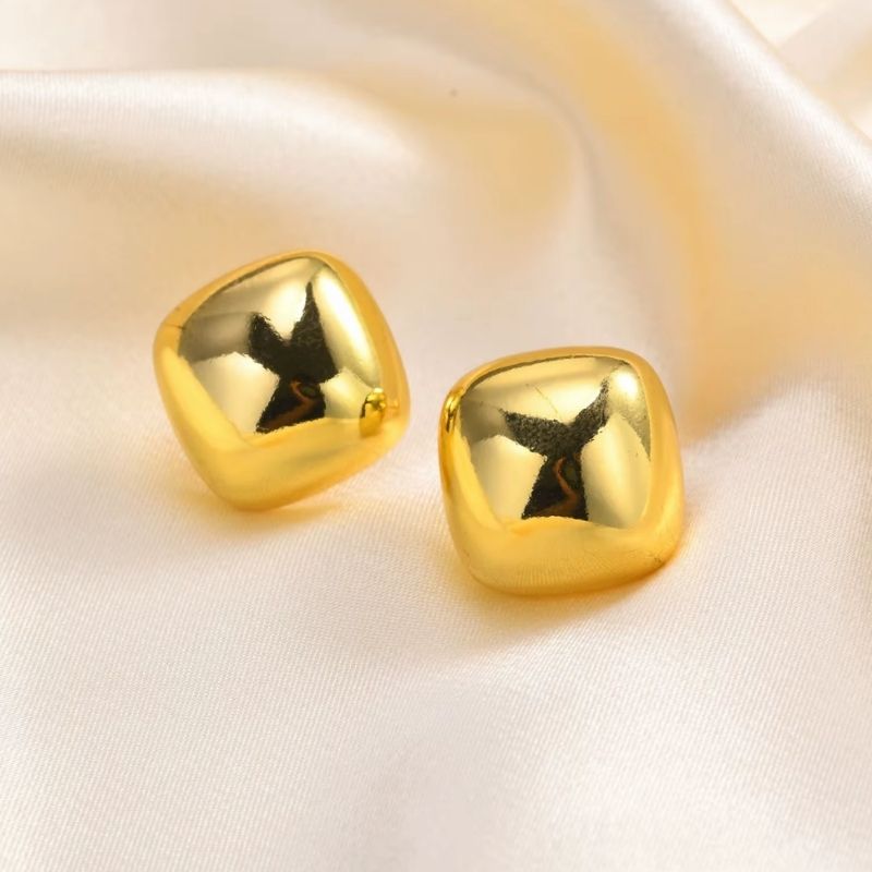 Aretes Puffy Square by LIRIO