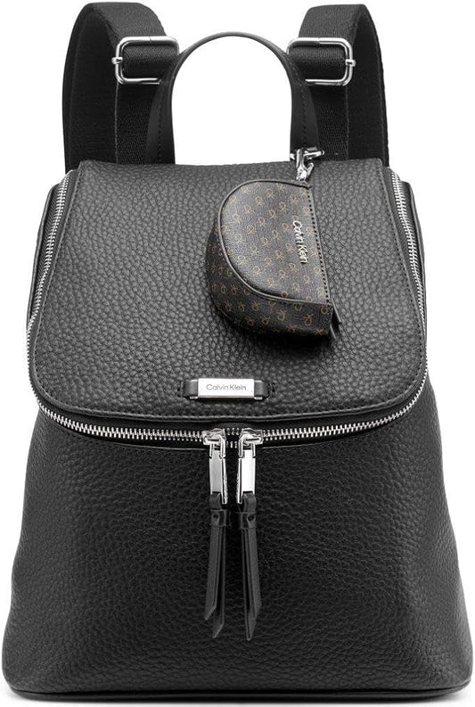 Calvin Klein Zulle Backpack: Lujo Moderno y Organización Superior en Negro/Plata
