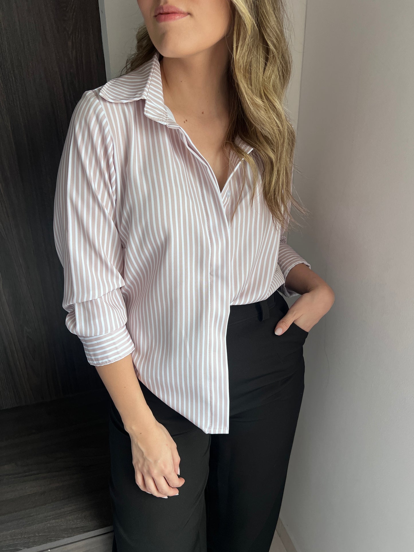 Camisera By Paola Forero Molly Rayas beige- BPF014