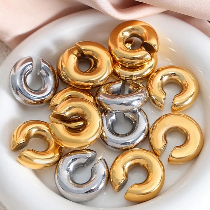Earcuffs Ucrania by LIRIO